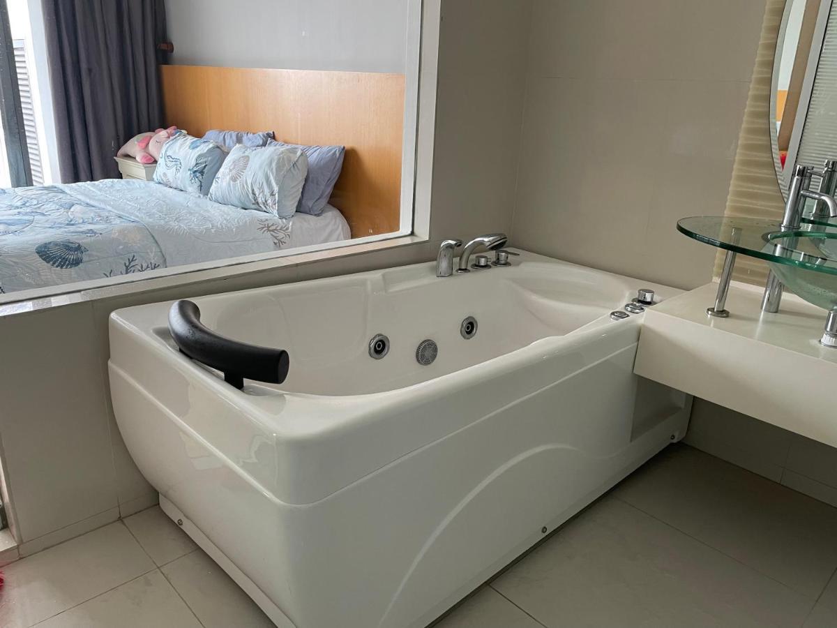Private Jacuzzi Staycation At Kl City 721 吉隆坡 外观 照片
